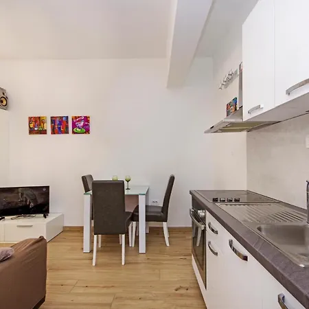 Holiday House Apartment