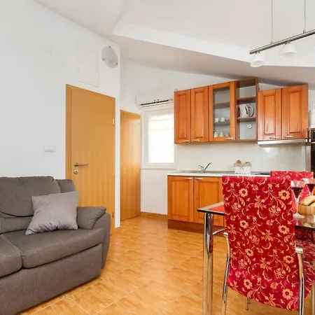 Holiday House Apartment