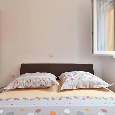 Holiday House Apartment *