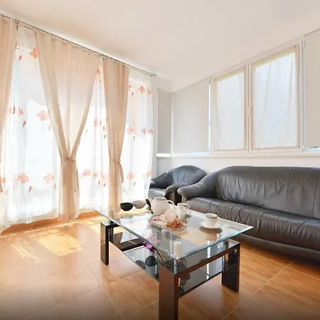 Apartment Holiday House Split